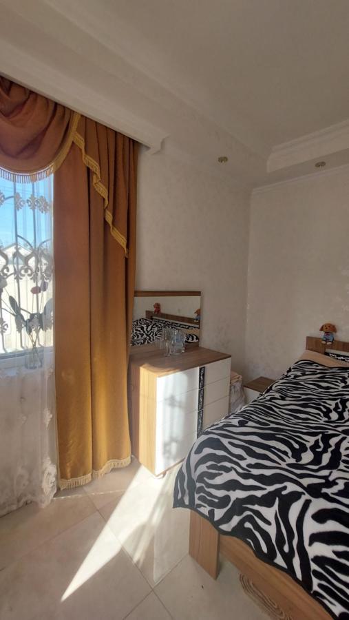 Hotel Mari Тбилиси Екстериор снимка