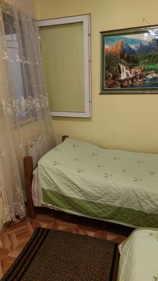 Hotel Mari Тбилиси Екстериор снимка