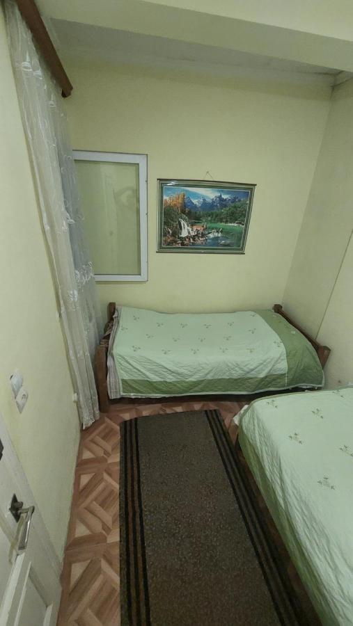Hotel Mari Тбилиси Екстериор снимка