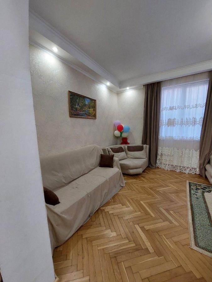 Hotel Mari Тбилиси Екстериор снимка